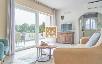 Уютная вилла с прекрасным видом на море и Альтею.